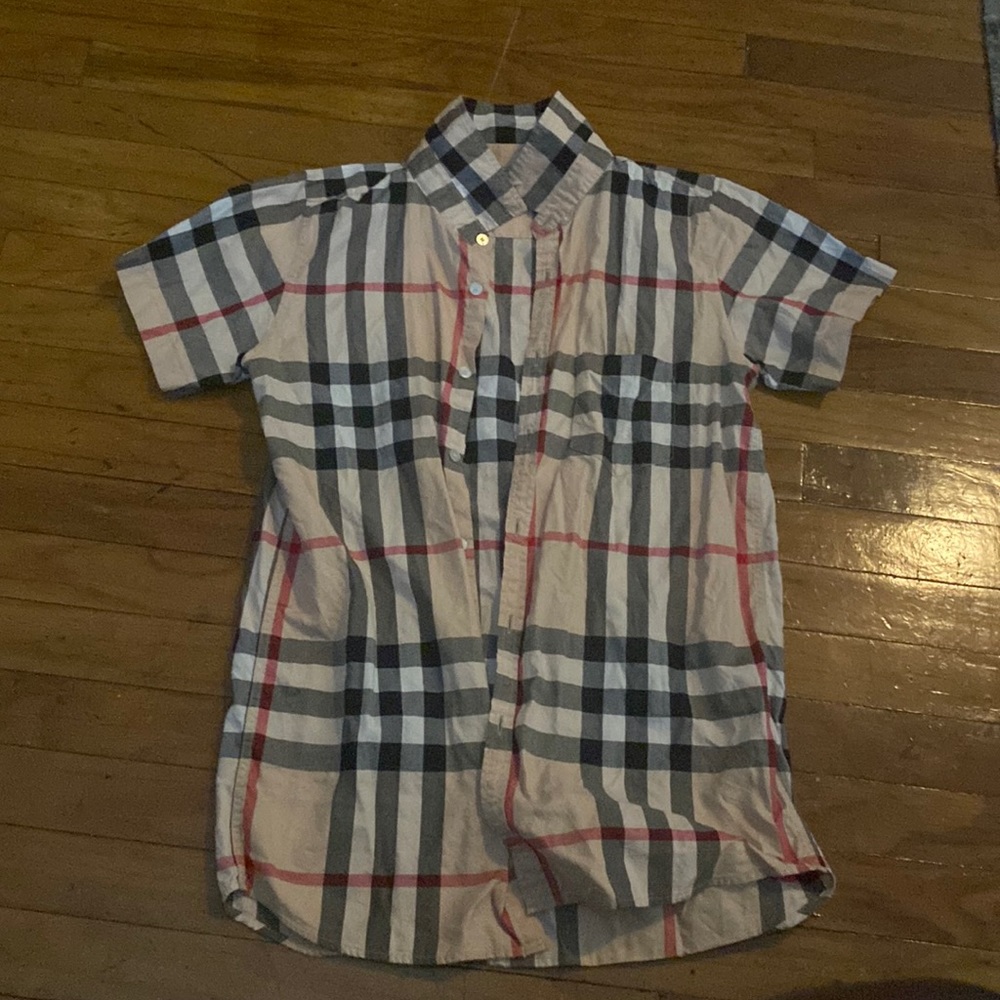 Boyd sz 14 Burberry shirt